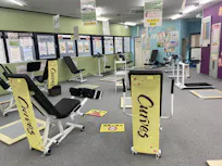 カーブス 吹田千里山駅前店の画像