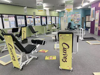 カーブス 吹田千里山駅前店の写真3