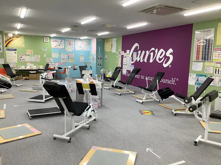 カーブス 逆瀬川駅前店の画像