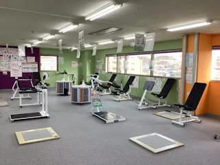 カーブス レ・アール鈴蘭台店の写真3