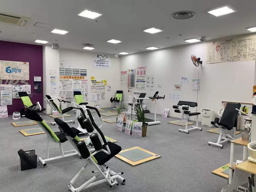 カーブス おおとりウイングス店の画像