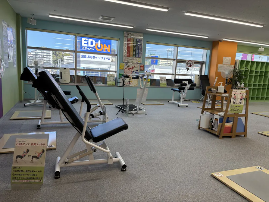 カーブス イオンスタイル笹丘店の画像