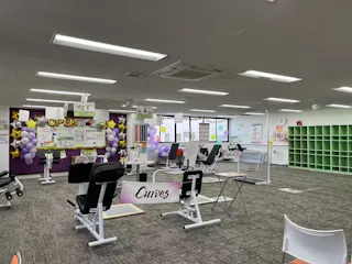 カーブス 川西能勢口駅前店の写真3