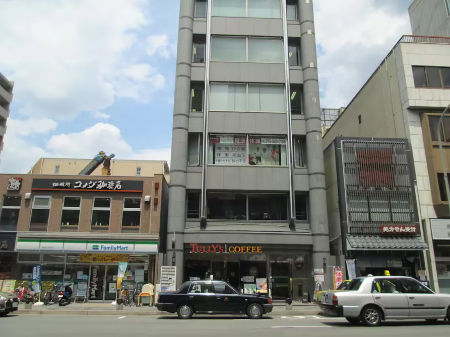 カーブス 四条大宮店の画像