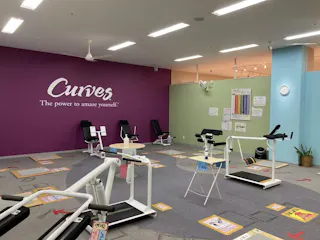 カーブス アビオシティ加賀店の写真3