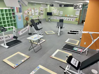 カーブス 谷在家駅前店の写真3
