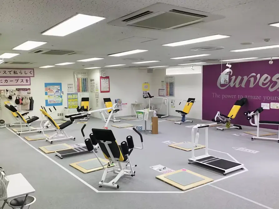 カーブス 村上プラザ店の画像
