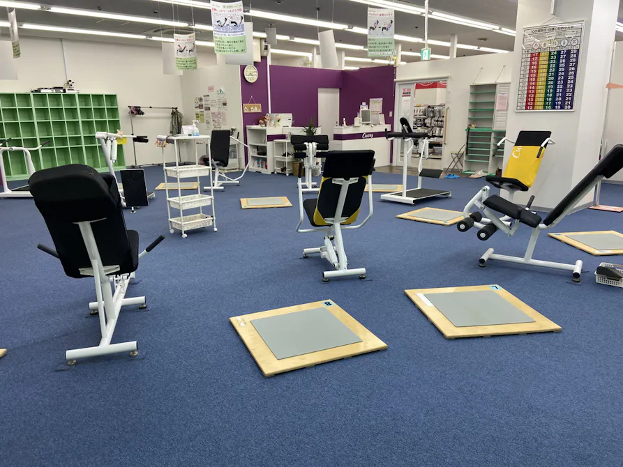 カーブス 大和鶴間店の画像