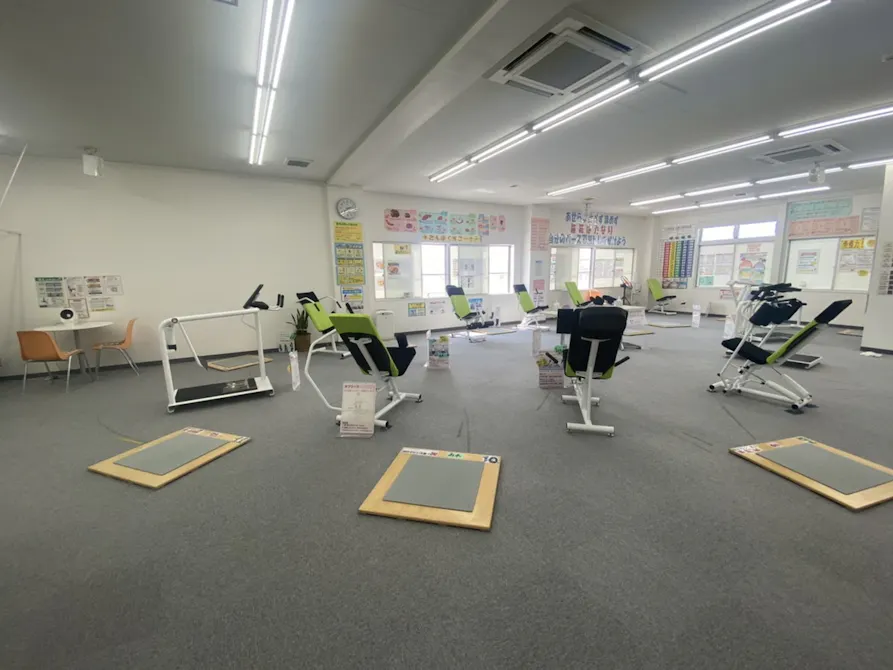 カーブス コープ久米店の画像