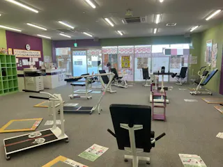 カーブス ザ･ビッグ香芝店の写真3