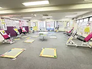 カーブス 調布駅東口店の画像