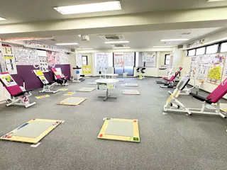 カーブス 調布駅東口店の写真3