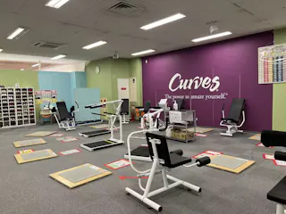カーブス イオン鴻池店の写真3