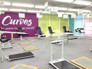 カーブス 御陵通店の画像