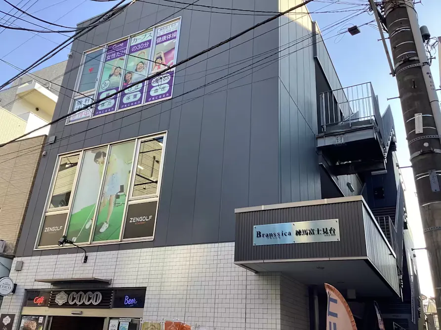 カーブス 練馬富士見台店の画像