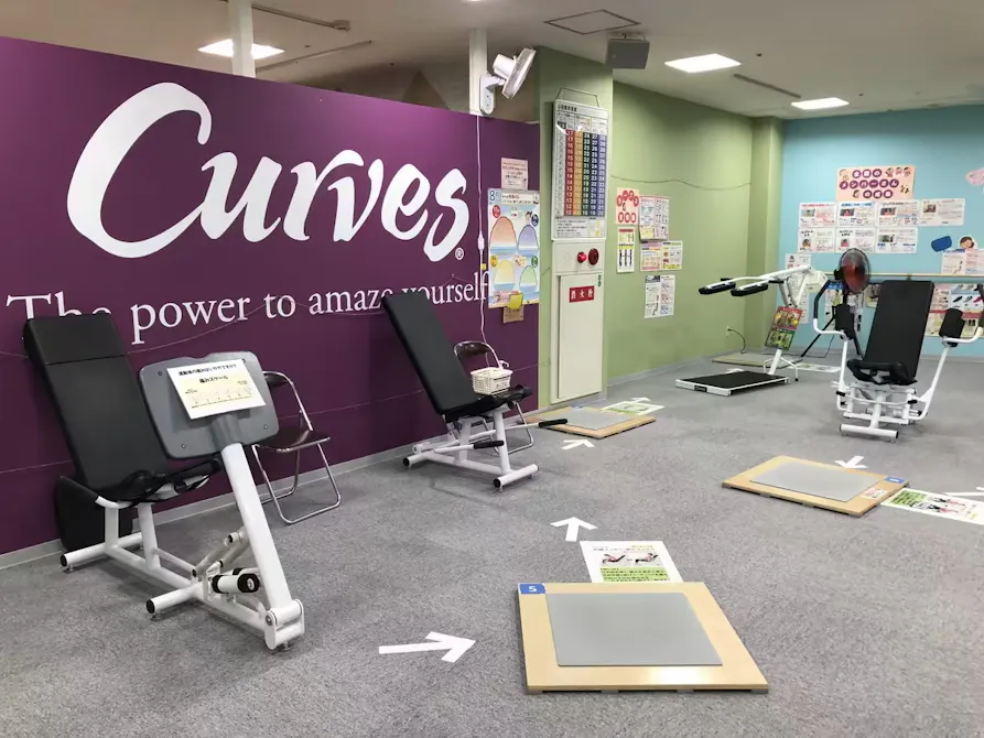 カーブス 日南山形屋店の画像