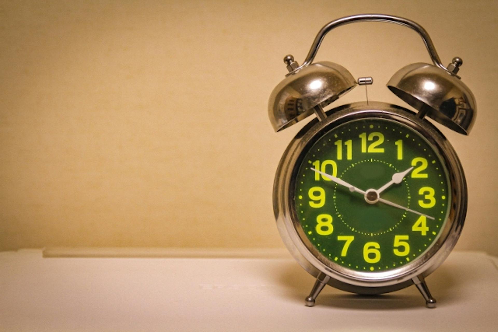 昼寝の適切な時間帯と長さは？昼寝のメリットや効果的な方法を解説のサムネイル