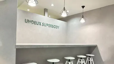 アンドゥスーパーボディ (UNDEUX SUPERBODY) たまプラーザスタジオ店の写真1