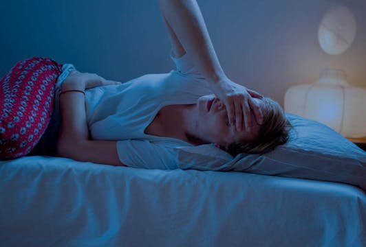 中途覚醒とは？睡眠中に目が覚めてしまう原因や対策をご紹介