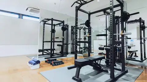 アンドゥスーパーボディ (UNDEUX SUPERBODY) 芦屋店の写真1