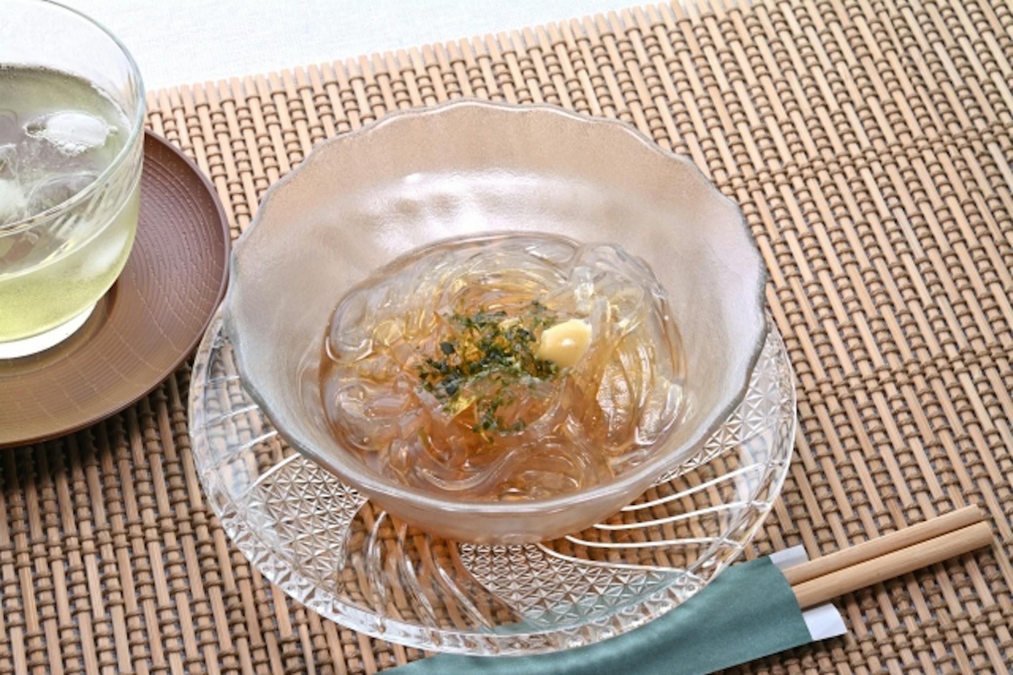 ところてんの栄養成分は？99.1％は水分！？残りの成分を解説のサムネイル