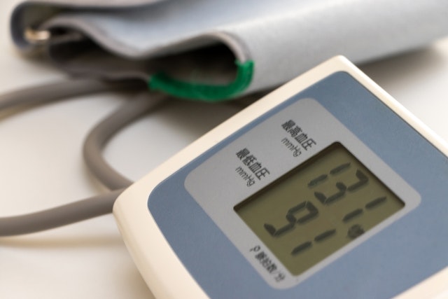 血圧の年代別・男女別平均値を紹介！基準値や高血圧の改善方法は？ 