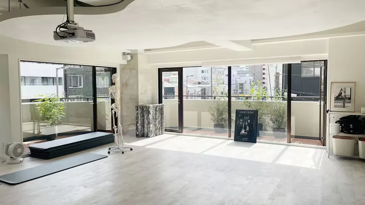 ゼンプレイスピラティス (zen place pilates) 天神橋筋六丁目スタジオ店の画像