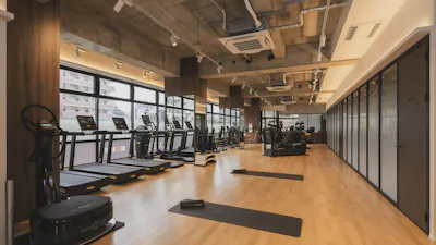 リ・バースの画像