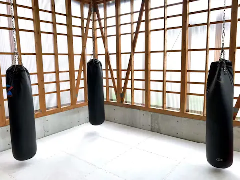 HAWKGYM キックボクシング&パーソナルトレーニングジムの写真2
