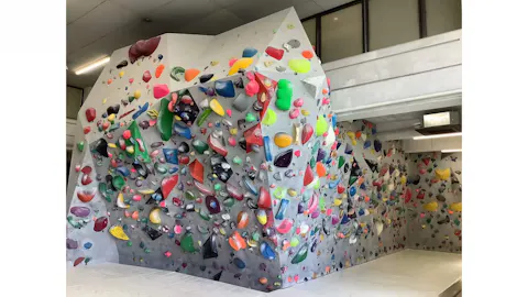 ロッククラフト川越の写真2