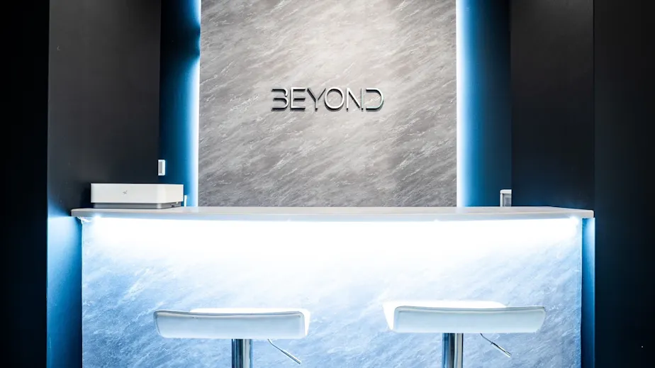 ビヨンド (BEYOND)の画像の画像